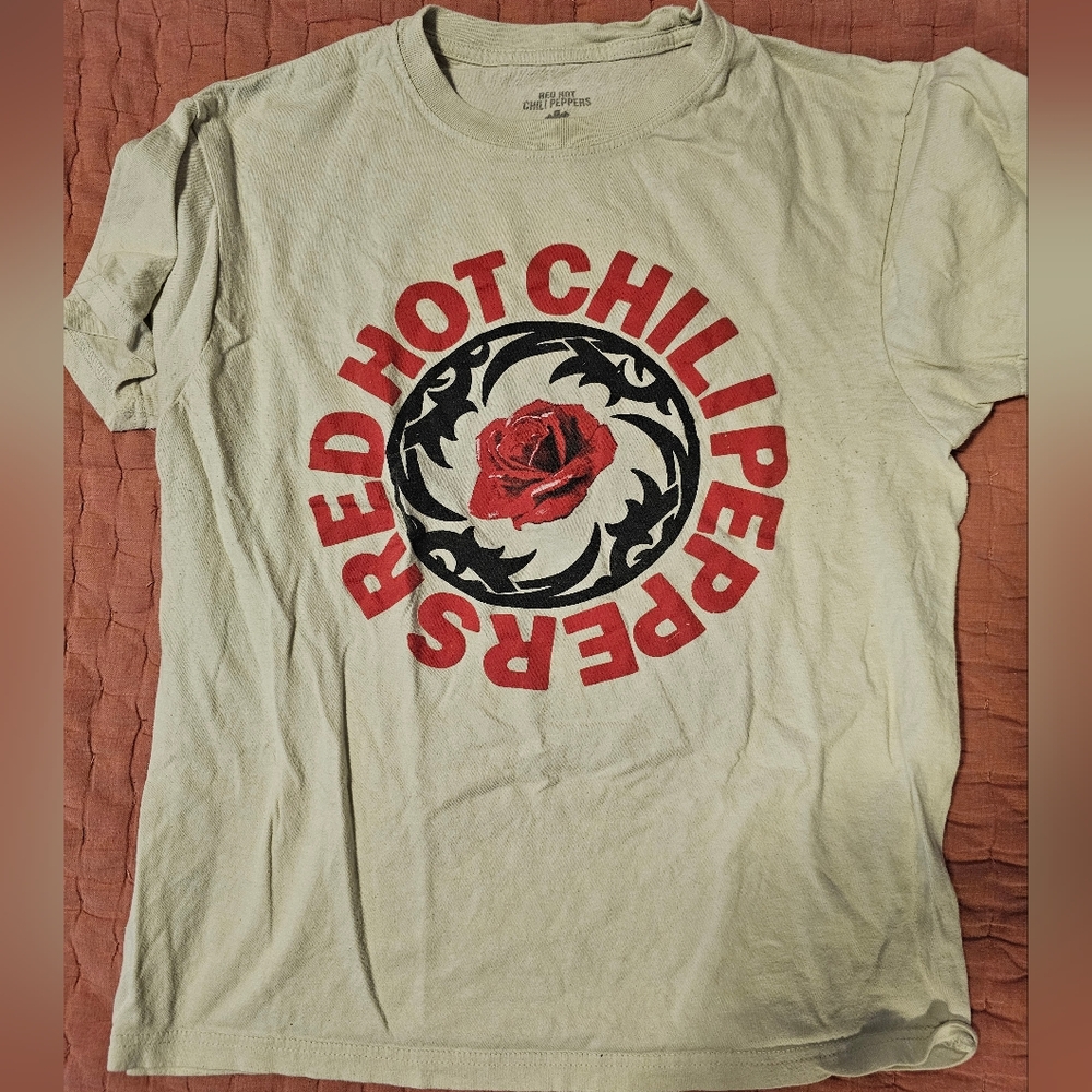 Red Hot Chili Peppers Tee